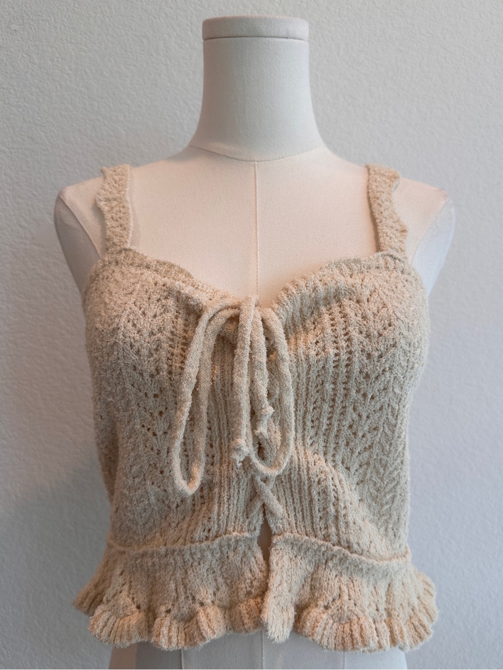 NWT Urban Outfitters Ivory Knit Tie Front Ruffle Cami Tank | Size M